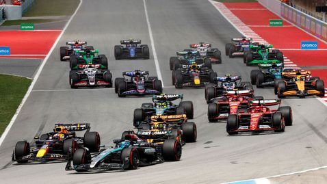  В Пирели чакат по два бокса в Барселона 