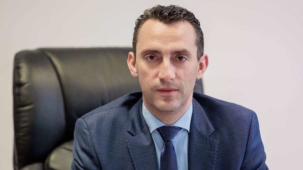 Министърът на младежта и спорта Иван Пешев е доволен от