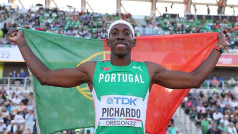  Пичардо най-сетне стъпи и на международния връх в тройния скок 