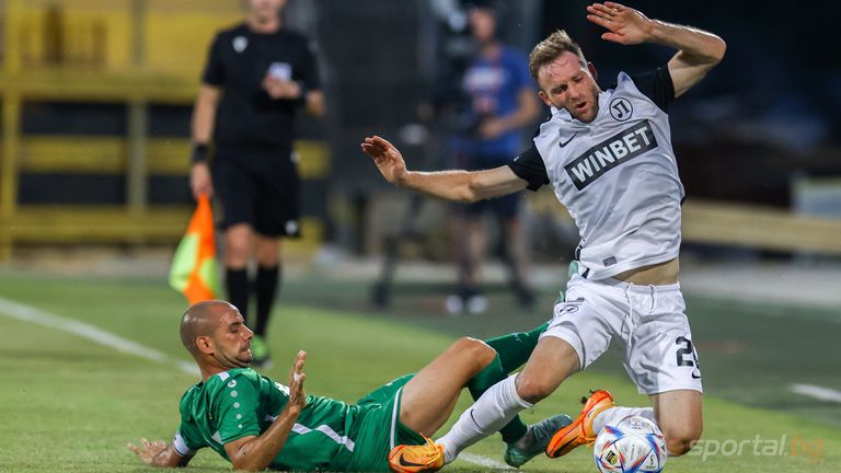 Бранителят Милош Петрович е здрав и травмата която получи във