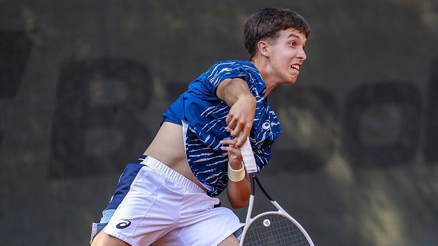 Калоян Шиков при юношите и Александра Рангелова Андрея Глушкова Моника