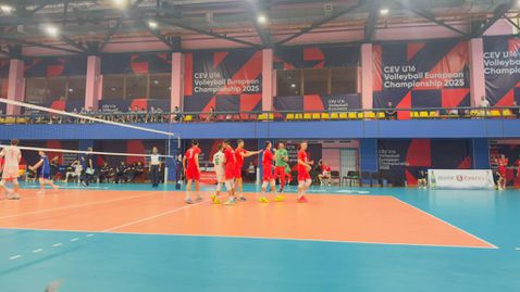 България U16 с първа загуба на ЕвроВолей 2025