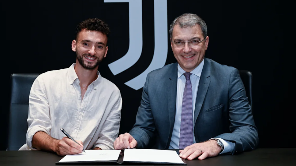 Ювентус и Порто финализираха двойна сделка
