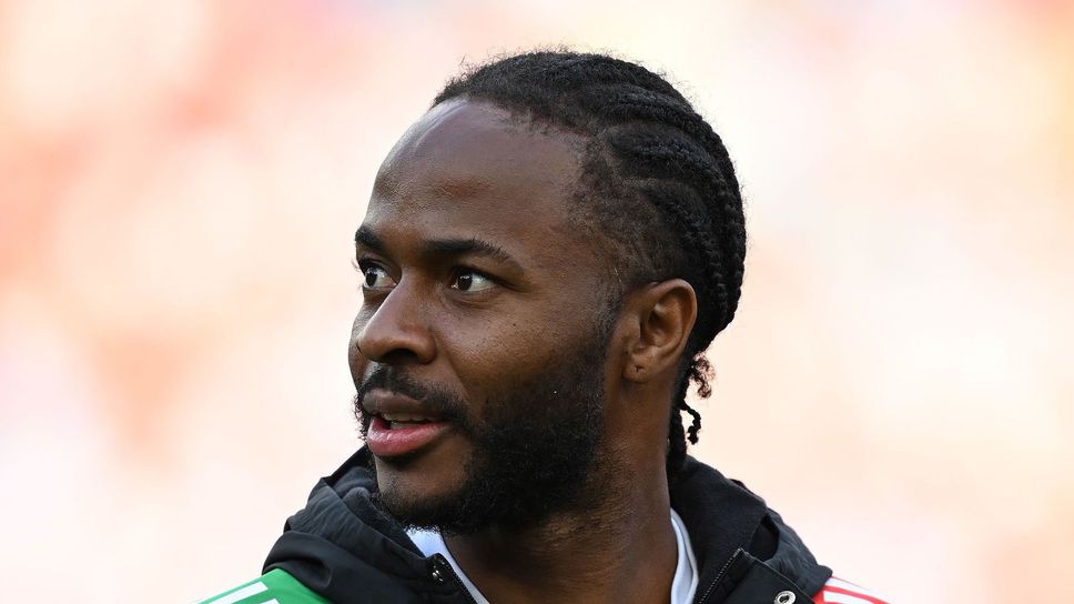 Наполи проявява интерес към крилото на ЧелсиРахийм Стърлинг твърди Кориере