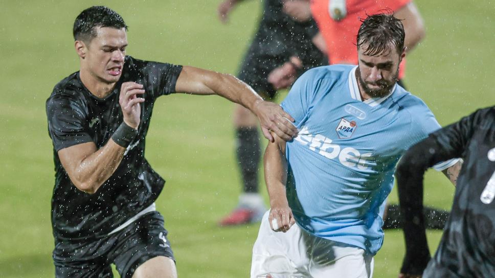 Арда 0:0 Славия, греда за домакините