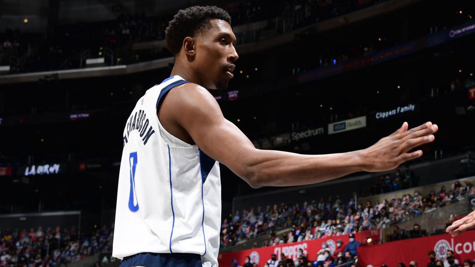 Бостън продължи договора на Ричардсън