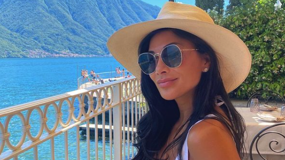 Никол тренира без почти никакви дрехи