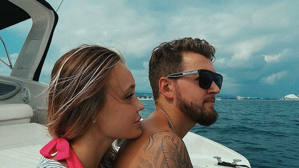 Фигурист и гимнастичка обявиха годеж