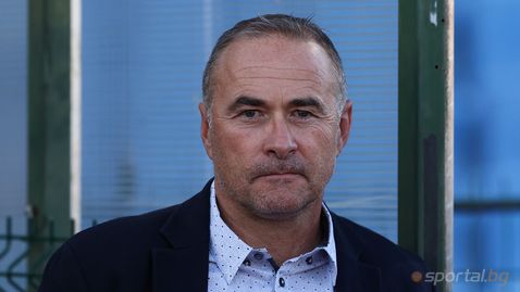 Шеф на ЦСКА излетя преди "лъвовете"