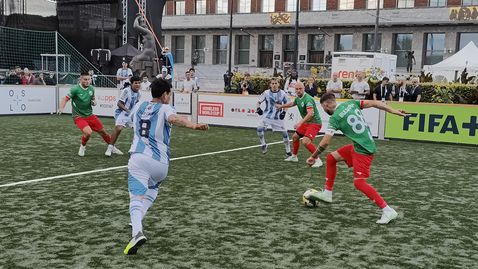 Българският "Отбор на надеждата" срази Аржентина на Homeless World Cup 2025