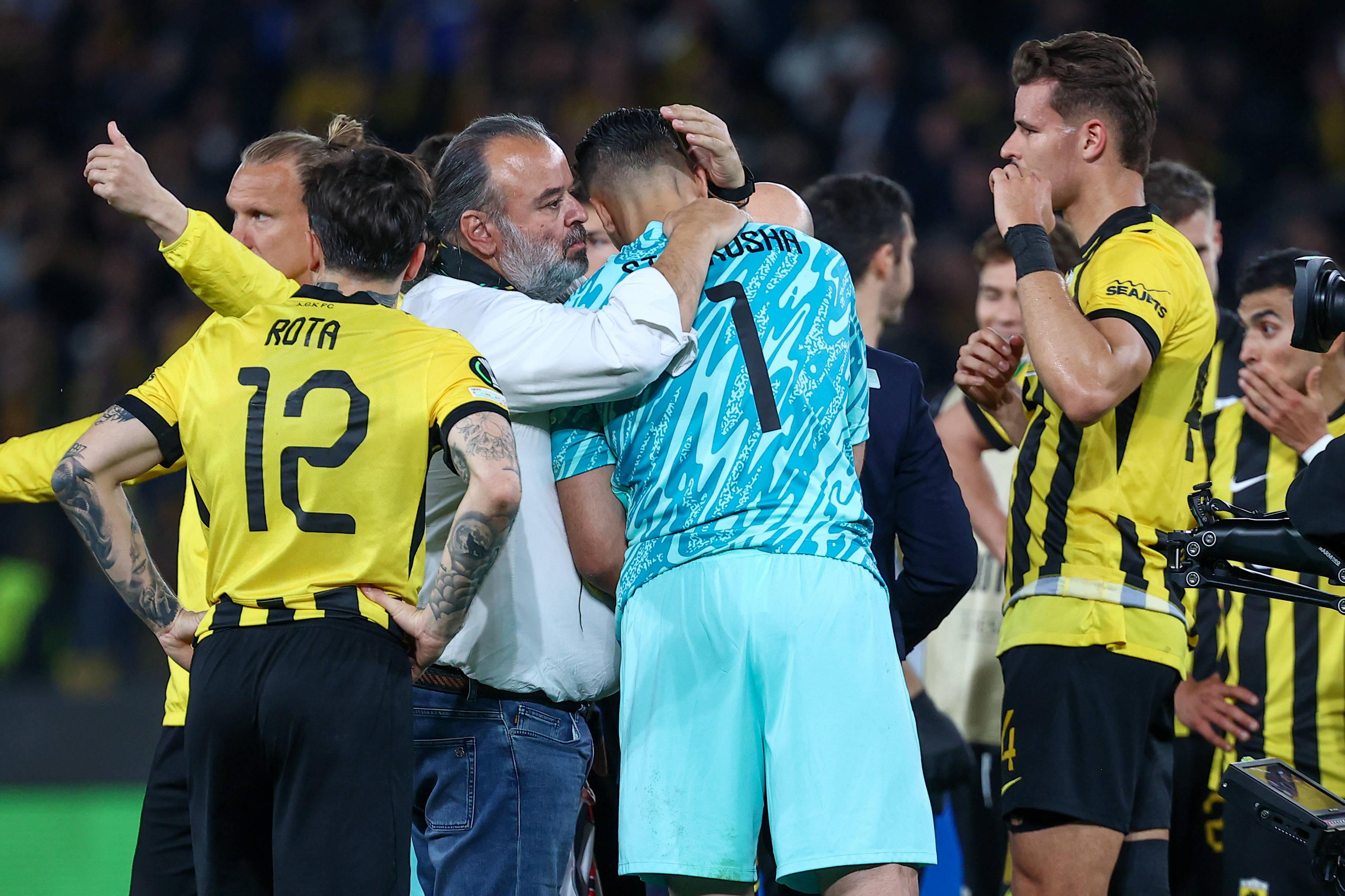 Luka Jovic and Thomas Strakosha lead AEK Athens to championship season