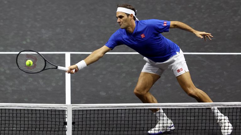 Великият Роджър Федерер не успя да се оттегли победоносно от