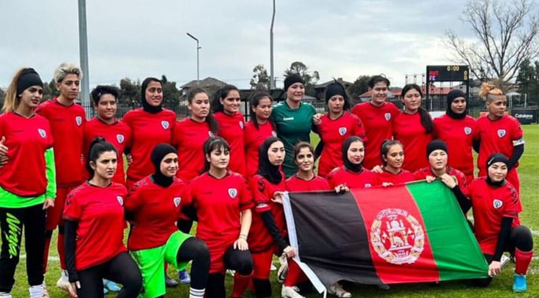 Женски отбор на бежанки от Афганистан за пръв път ще участва на международен турнир по футбол