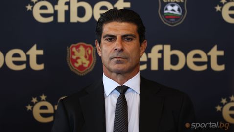 И президентът на БФС се включи в кампанията за Любослав Пенев