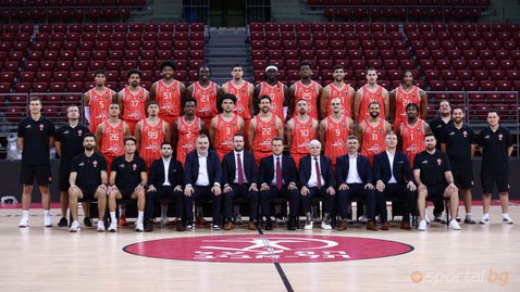 Ето какво не могат феновете да внасят в залата на мача Апоел Тел Авив - Барселона