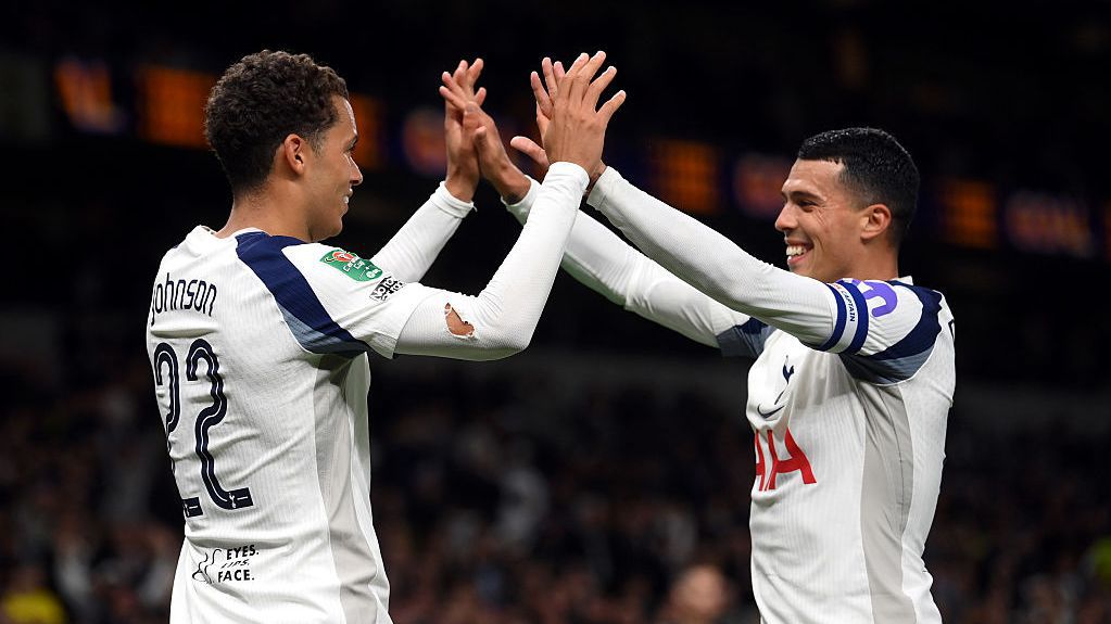 Тотнъм нямаше проблеми срещу Донкастър и се класира напред в "Карабао къп"