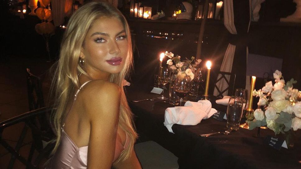 Футболна звезда смени дъщерята на Гуардиола със секси модел