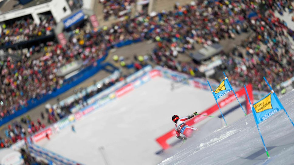 Бира, шампанско и маски долу в Зьолден