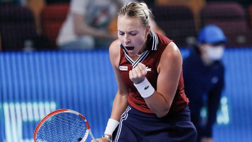 Трета титла за сезона за Анет Контавейт