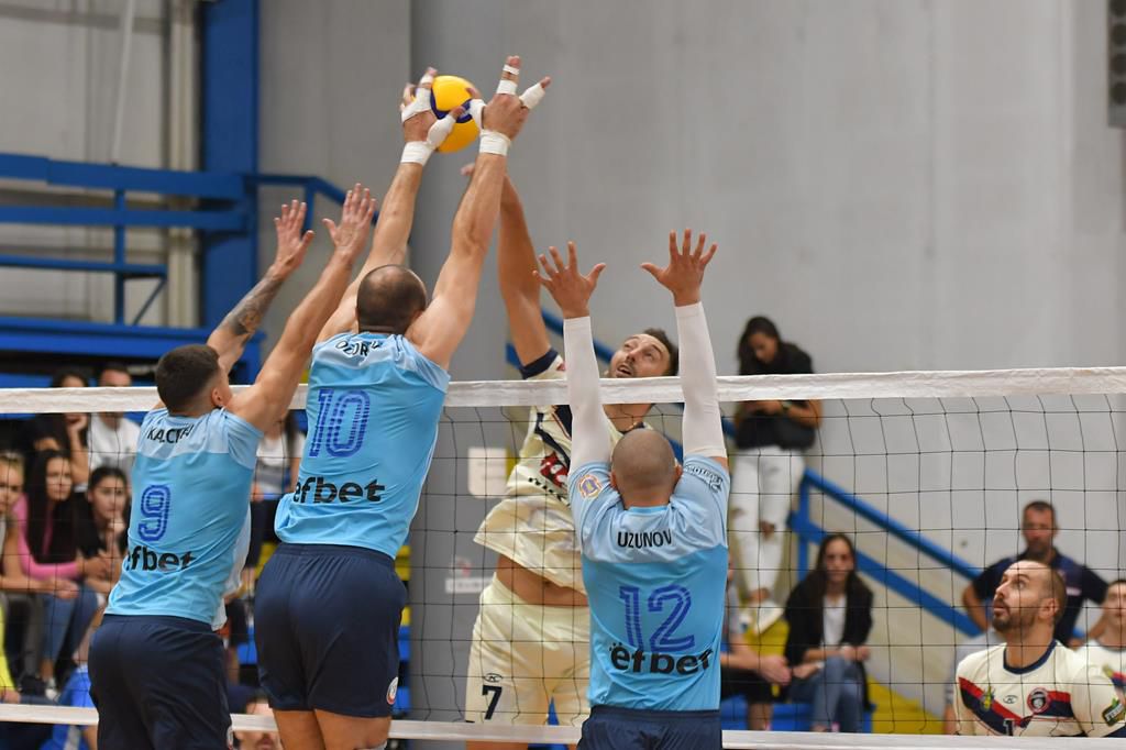 Монтана измъкна победа над Дея спорт след драма 🏐