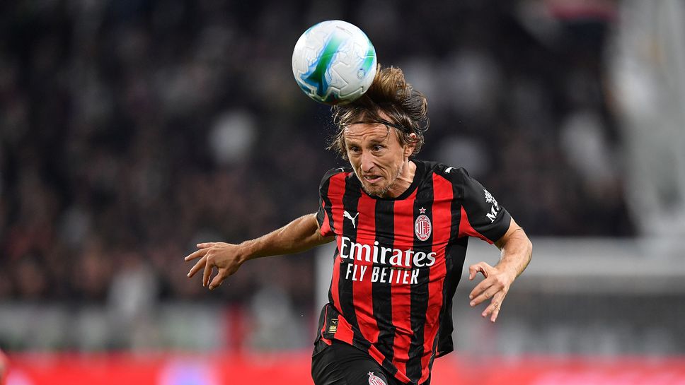 Милан с шанс да се откъсне на върха в Серия "А"