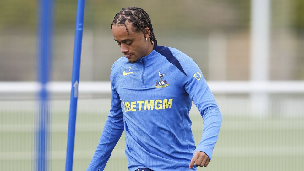 Томас Франк очаква повече от Чави Симонс