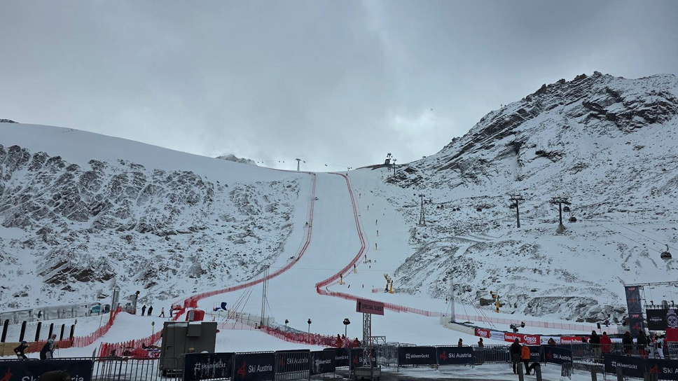 Ледена писта за първия старт от СК в Зьолден