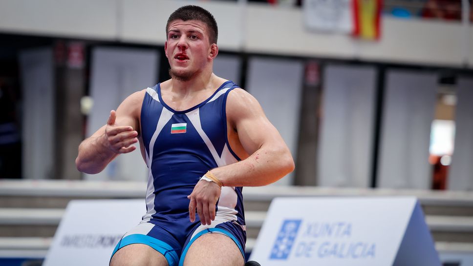 Загуби за българите в поредния ден на Световното първенство по борба до 23 години