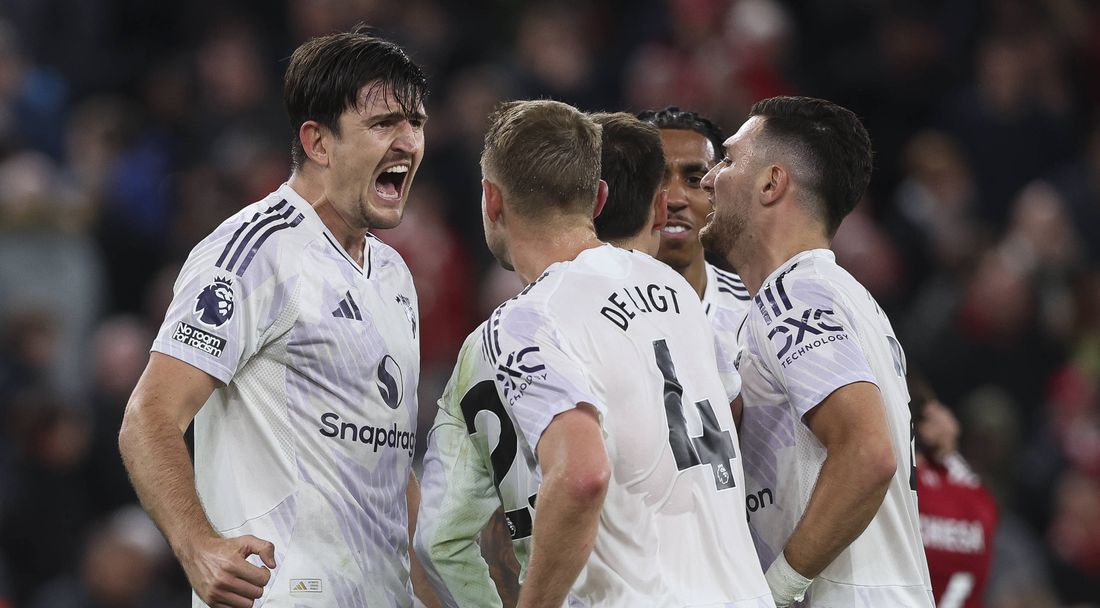 Манчестър Юнайтед иска да надгради след победата на "Анфийлд"