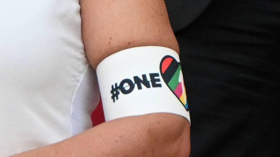 Френският министър на спорта призова отбора да изрази позиция относно свободата на словото