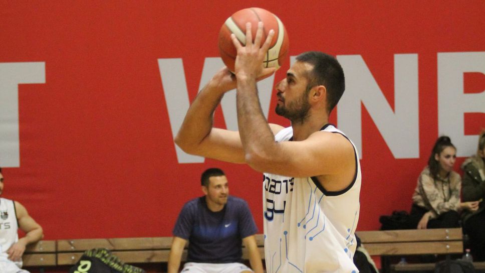 Данаил Христов измъкна Роботите от захапката на Балкан