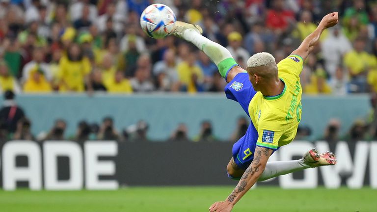 Героят на Бразилия за успеха с 2:0 над СърбияРичарлисон, коментира