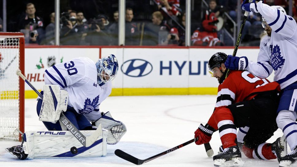 Торонто прекъсна серията от 13 поредни победи на Ню Джърси в НХЛ
