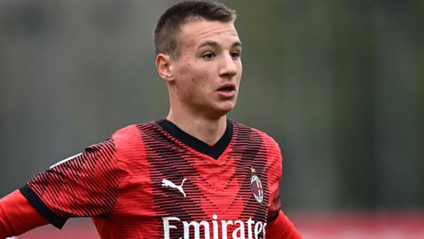 В Милан са готови да подобрят рекорда за най-млад дебютант в историята на Серия "А"