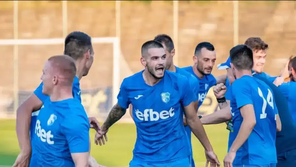 Спартак Плевен е домакин на Лудогорец II Разград в последния