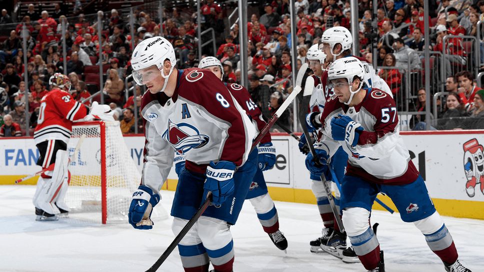 Кейл Макар бе точен във втората третина а Скот Уеджууд