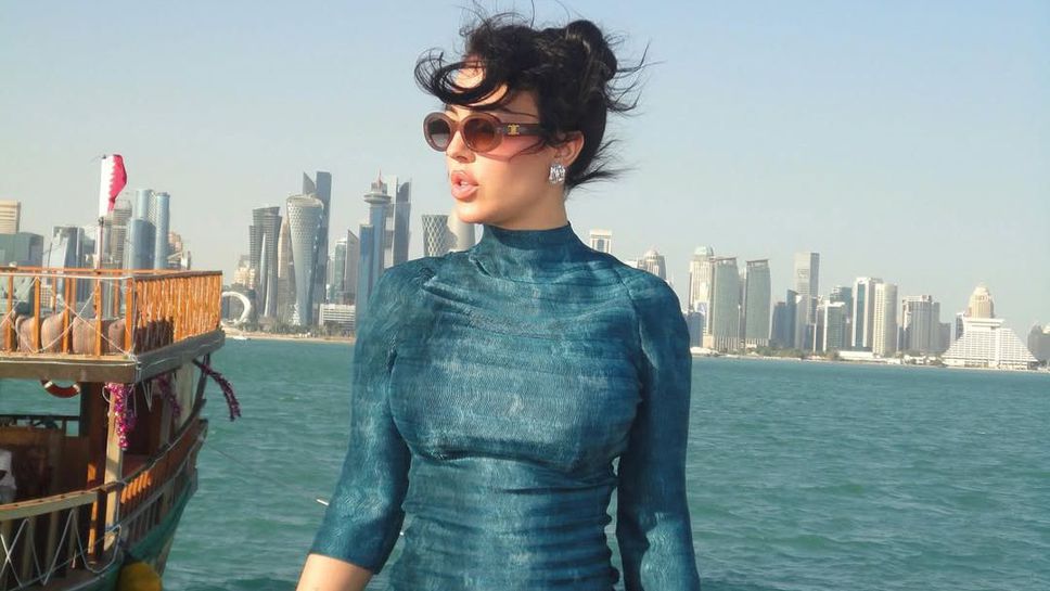 Джорджина показа апетитните си форми от Катар