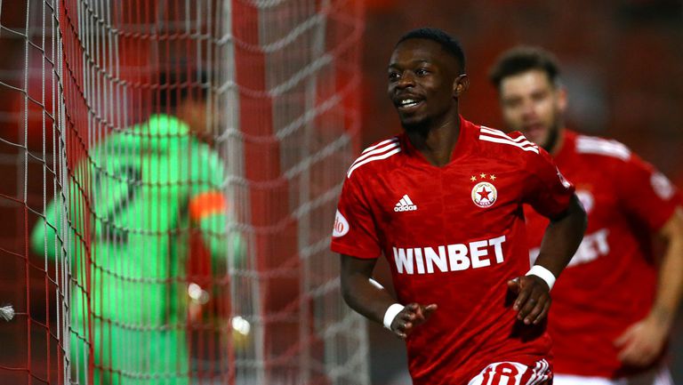  Мазику си потегля от ЦСКА - София в посока Франция 