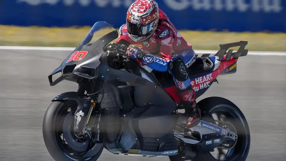 Постоянните валежи по време на тридневните изпитания в Малайзия попречиха