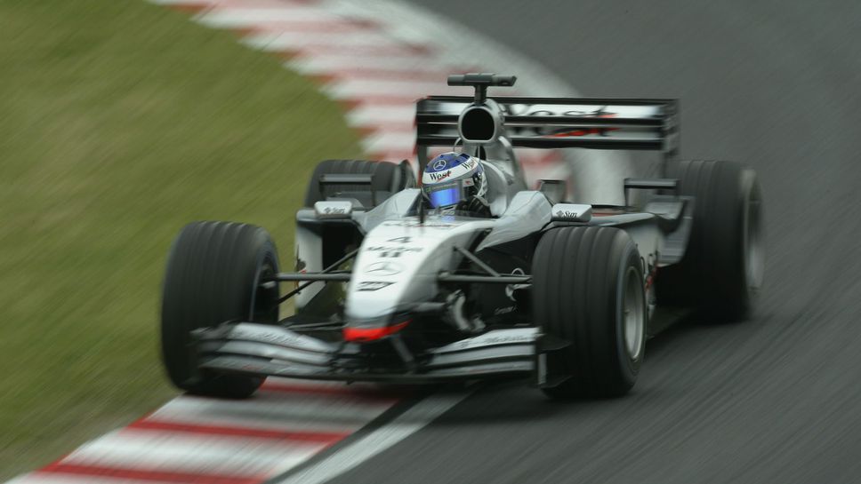 Макларън MP4 17A от сезон 2002 във Формула 1 ще