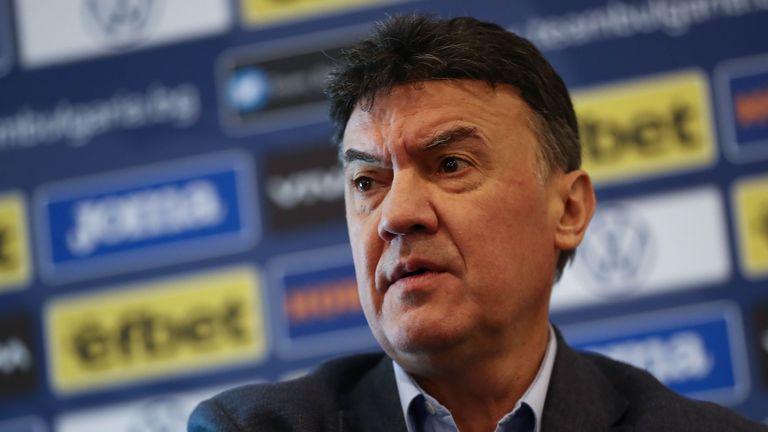  Михайлов: Недостойно е децата да бъдат употребявани в непознати борби - няма да го разреша 