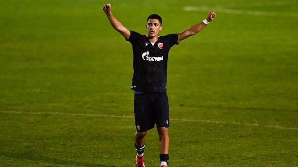 Нападателят на пристигна по обяд в Милано за да премине