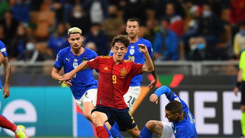  Италия против Испания на полуфинал в Лигата на нациите 