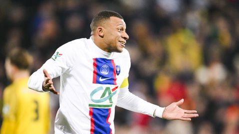  Капитанската лента на Мбапе провокира напрежение в ПСЖ 