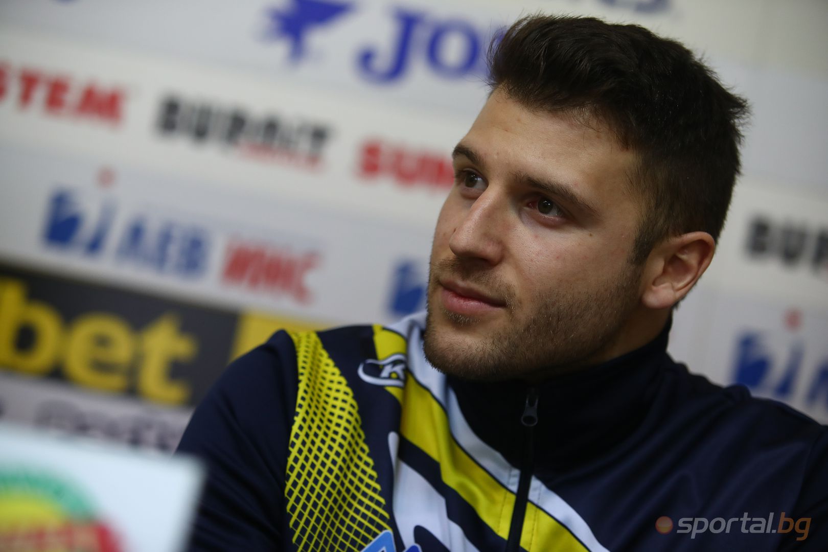  Отзивите след първата купа във витрината на волейболния Звездец (Горна Малина) 