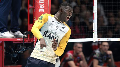 Между Италия и Франция, какво е бъдещето за Нумори Кейта?