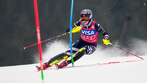 Великата Шифрин си осигури своя 9-ти глобус в слалома с безкомпромисна победа в Чехия