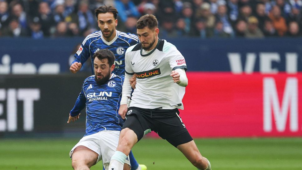 Българският национал Атанас Чернев направи отличен дебют за Кайзерслаутерн във