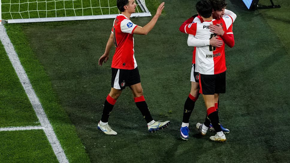 Фейенорд нямаше победа в 4 поредни мача в Ередивизи но