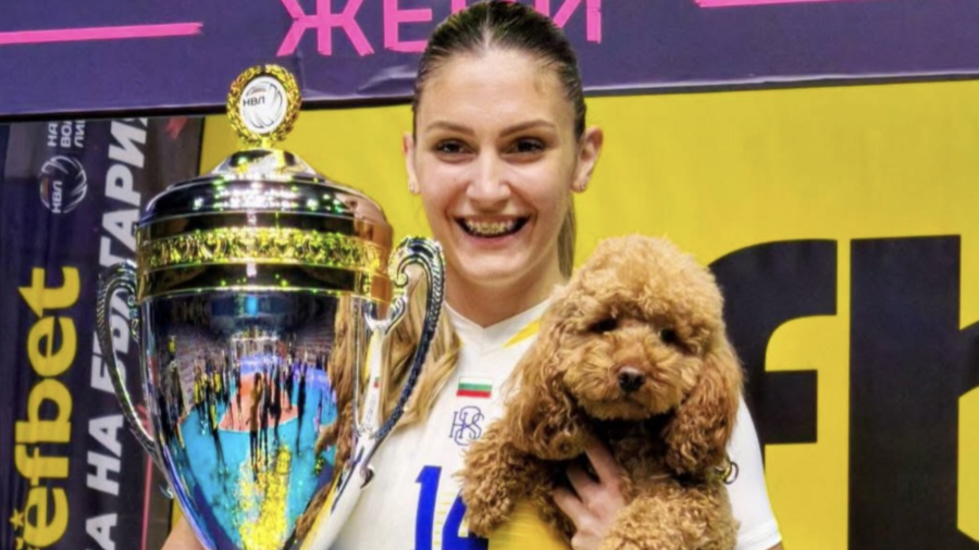 Националката Борислава Съйкова подписа договор в Италия 25 годишната централна